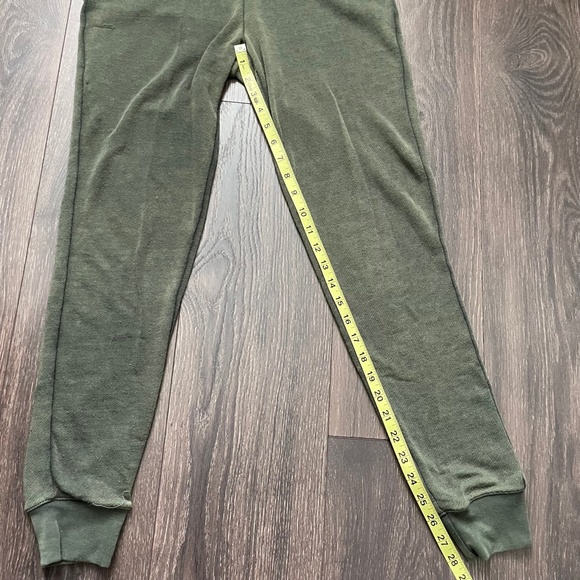 🚨Last Chance🚨 Olive Green Women's Joggers American Eagle - Picture 5 of 8